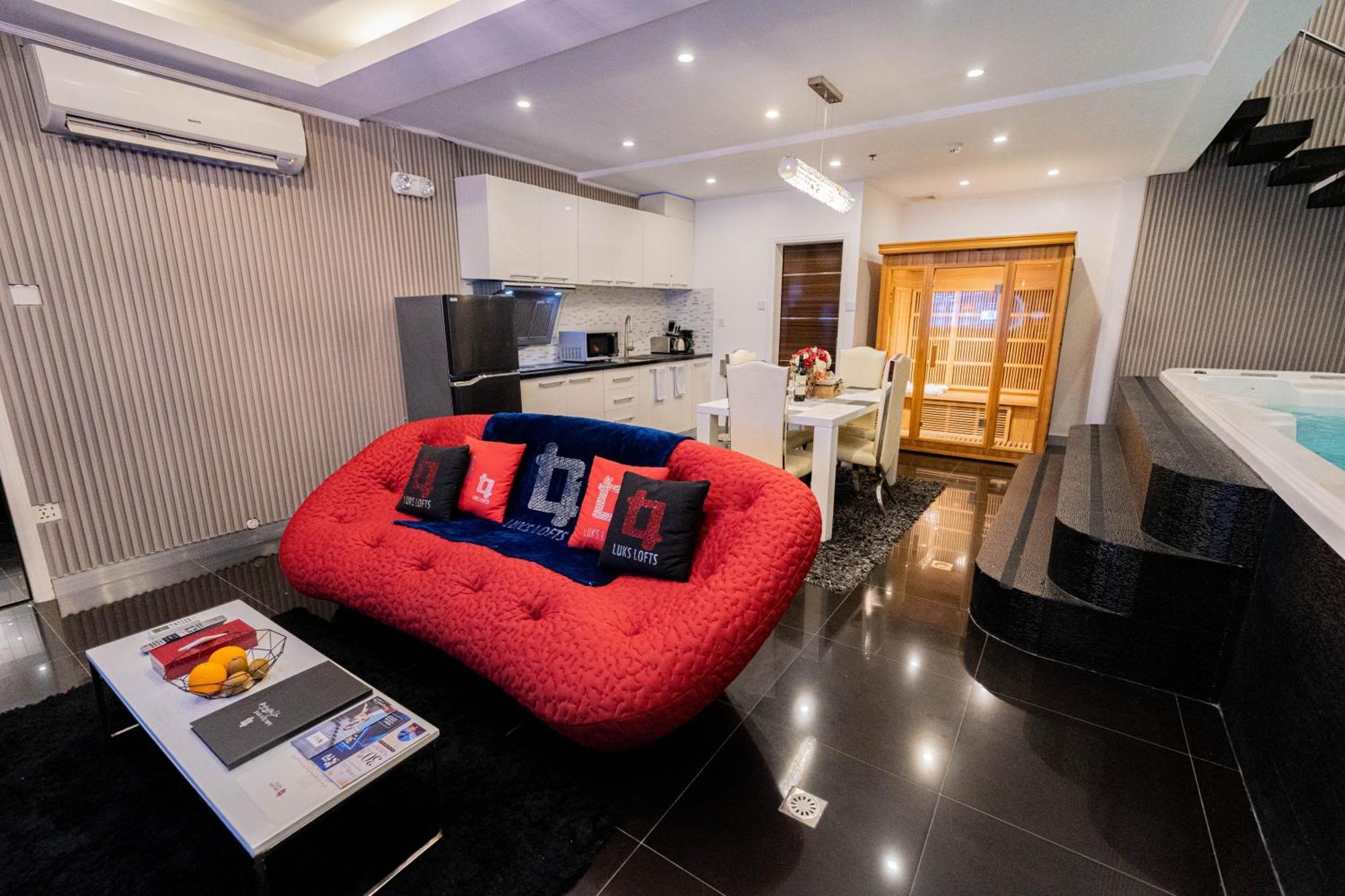 Luks Lofts Hotel & Residences Batangas Exterior photo